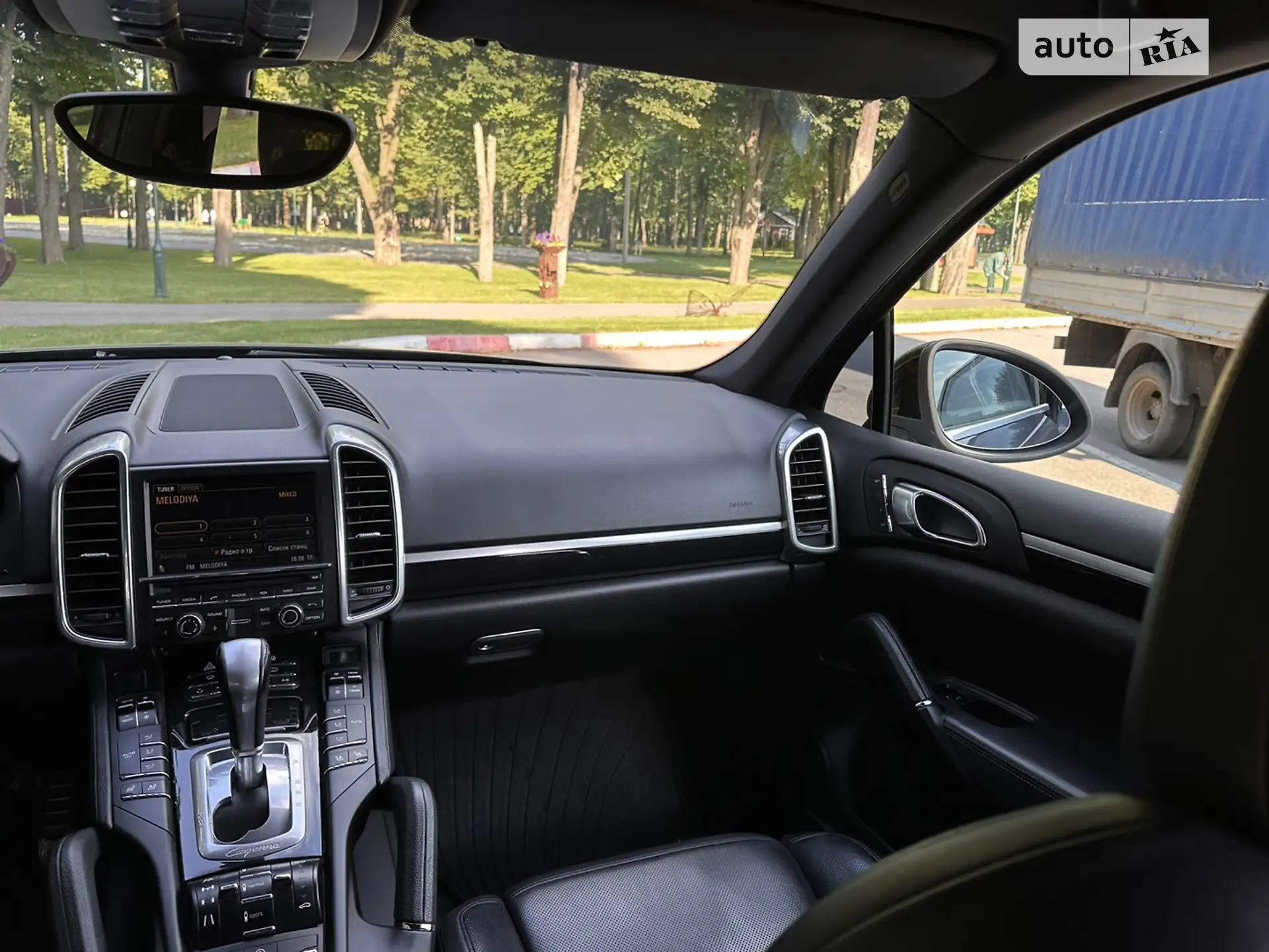 2012 Porsche Cayenne - мініатюра 3