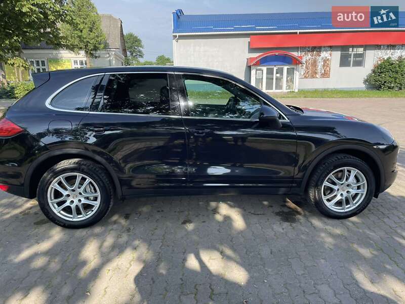 Внедорожник / Кроссовер Porsche Cayenne 2010 в Ивано-Франковске