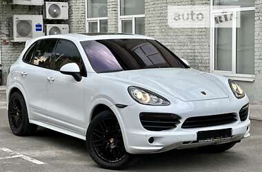 Позашляховик / Кросовер Porsche Cayenne 2012 в Києві