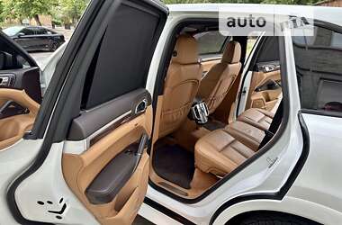 Позашляховик / Кросовер Porsche Cayenne 2012 в 