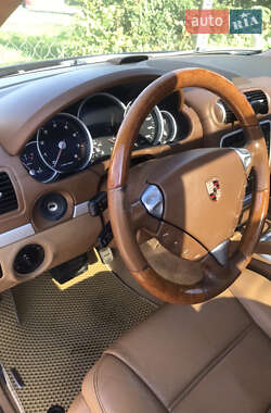 Внедорожник / Кроссовер Porsche Cayenne 2007 в 