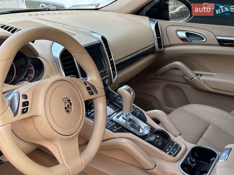 Позашляховик / Кросовер Porsche Cayenne 2010 в Вінниці
