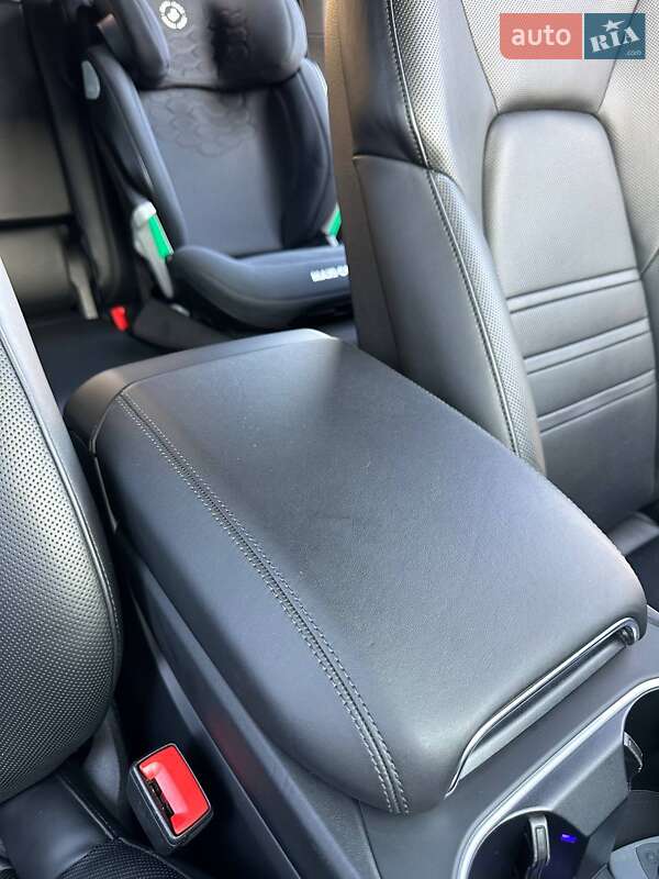 Внедорожник / Кроссовер Porsche Cayenne 2017 в Киеве