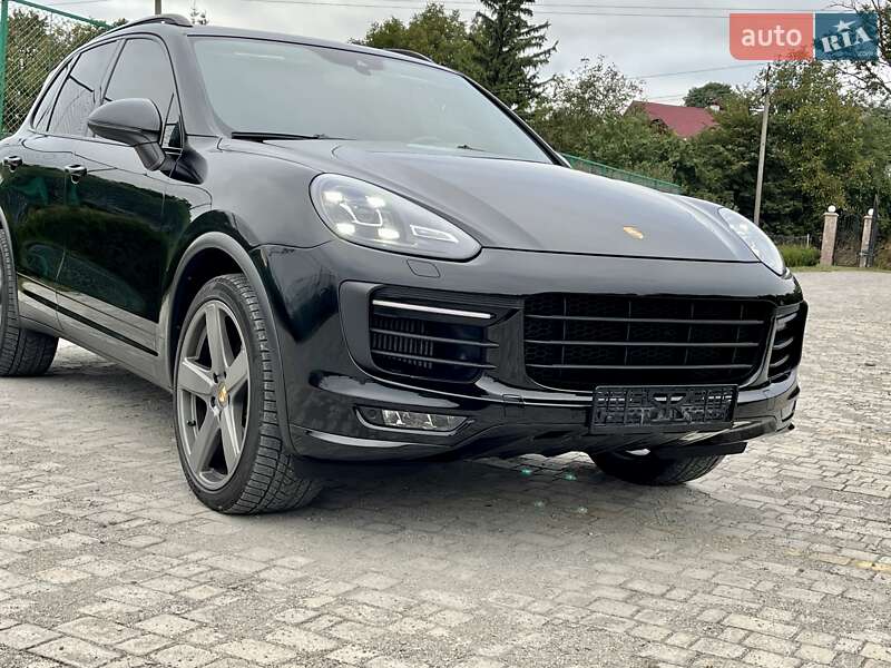 Внедорожник / Кроссовер Porsche Cayenne 2015 в Тернополе фото 2 Внедорожник / Кроссовер Porsche Cayenne 2015 в Тернополе