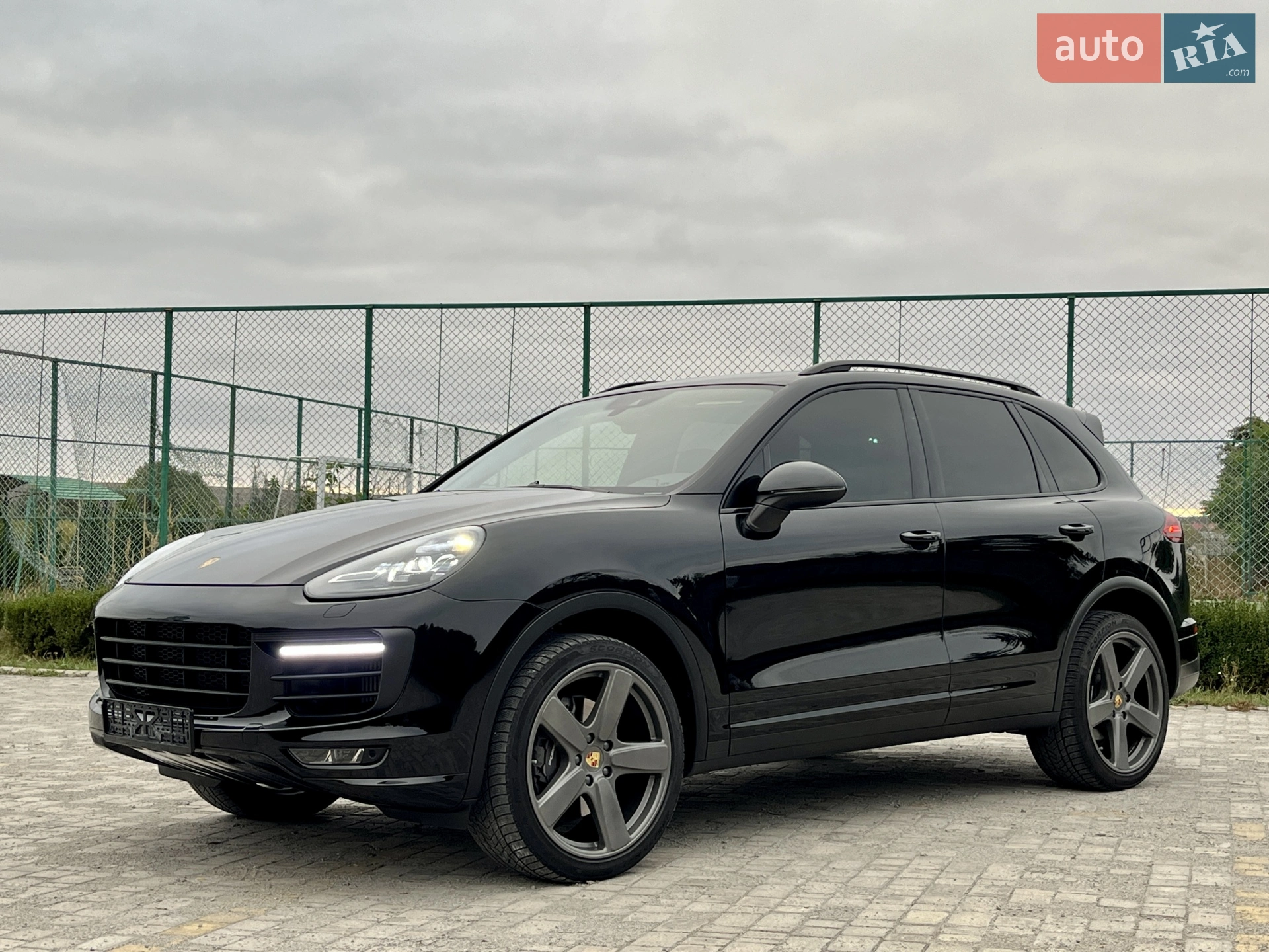 2015 Porsche Cayenne - мініатюра 16