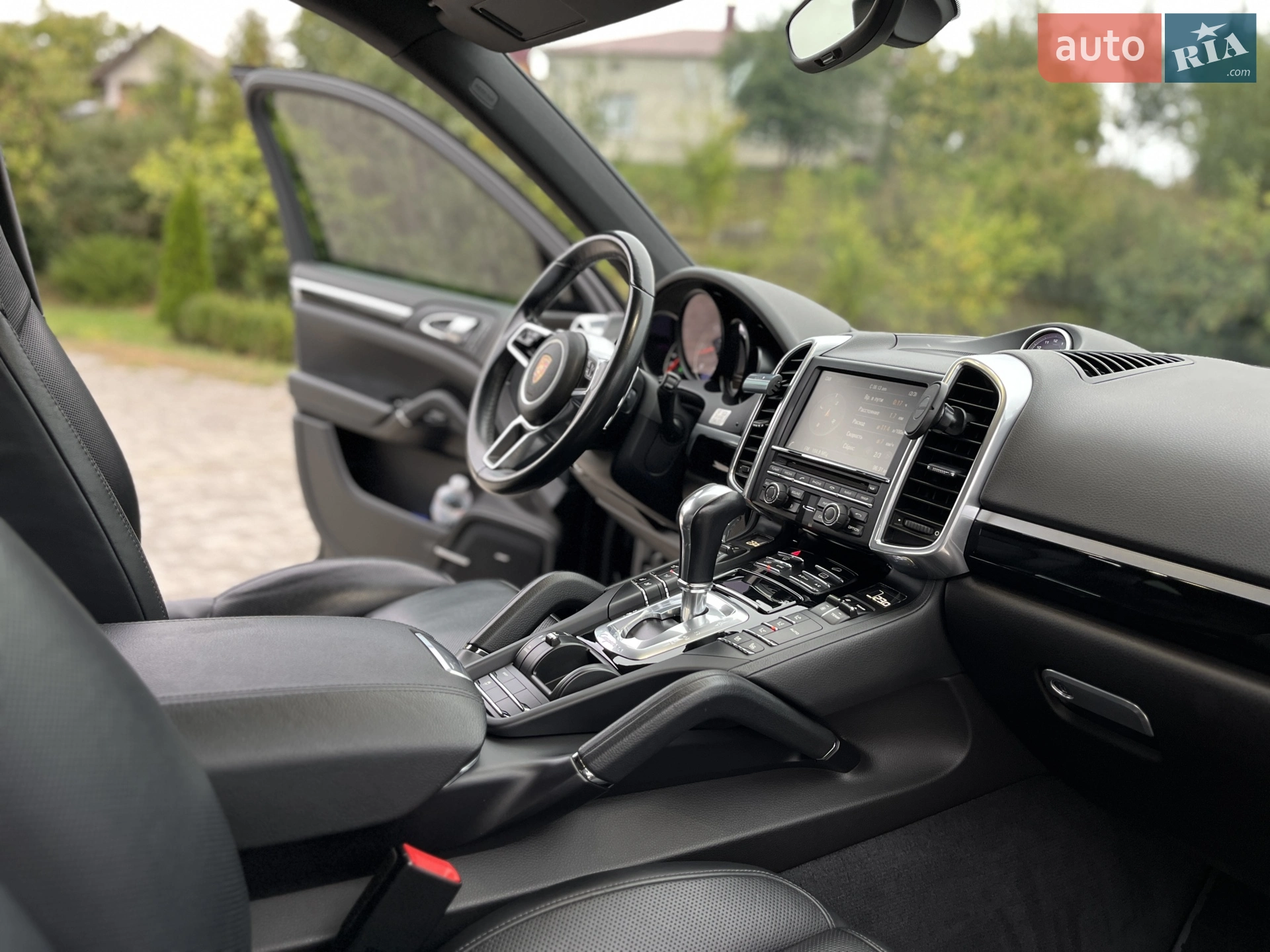 2015 Porsche Cayenne - мініатюра 27