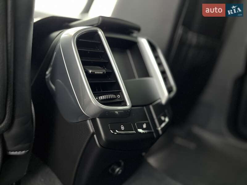 Внедорожник / Кроссовер Porsche Cayenne 2015 в Тернополе фото 29 Внедорожник / Кроссовер Porsche Cayenne 2015 в Тернополе