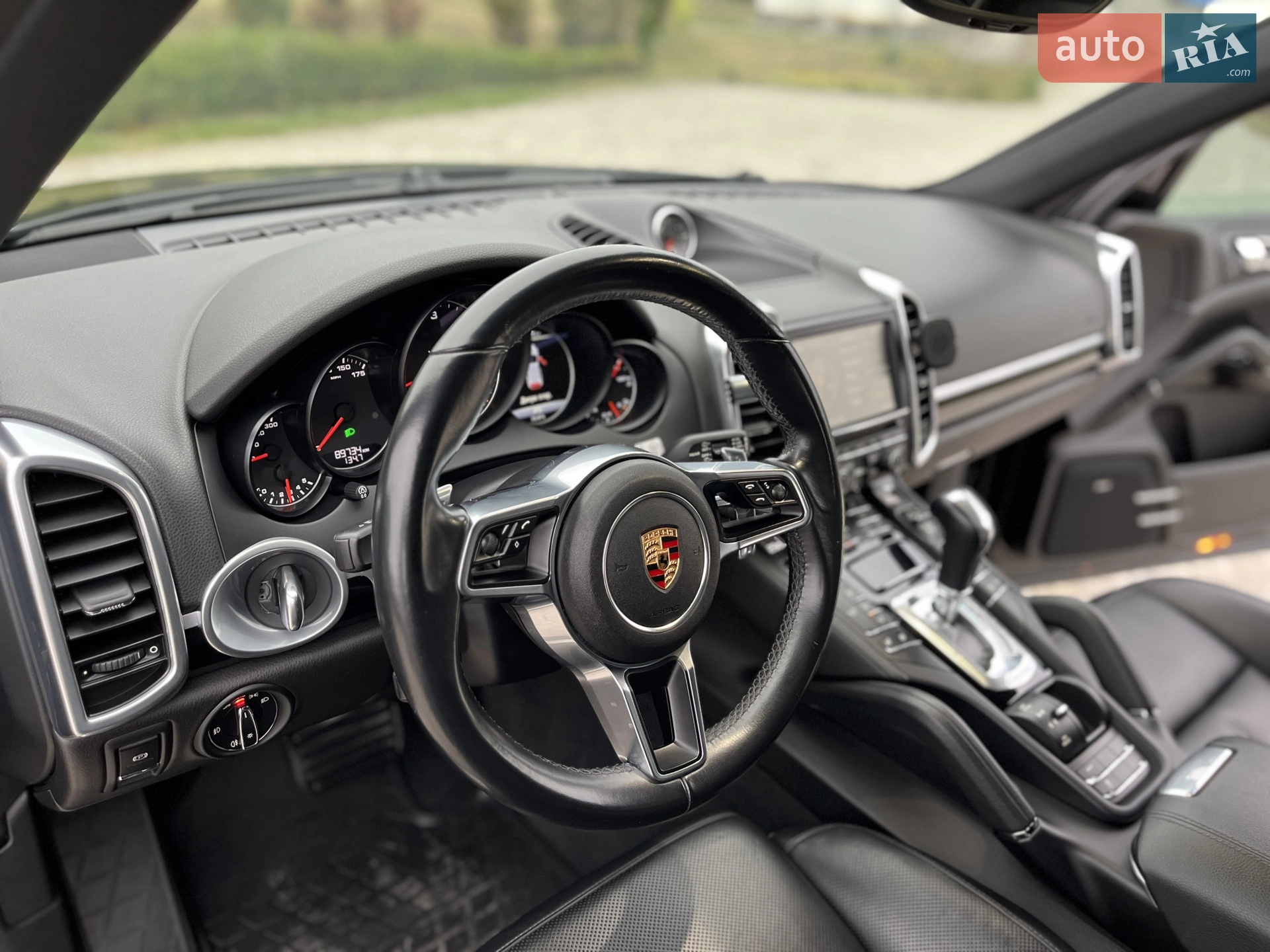 2015 Porsche Cayenne - мініатюра 32