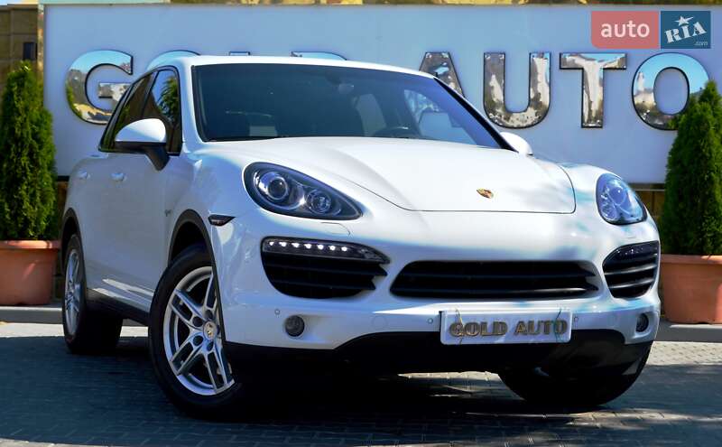 Внедорожник / Кроссовер Porsche Cayenne 2012 в Одессе