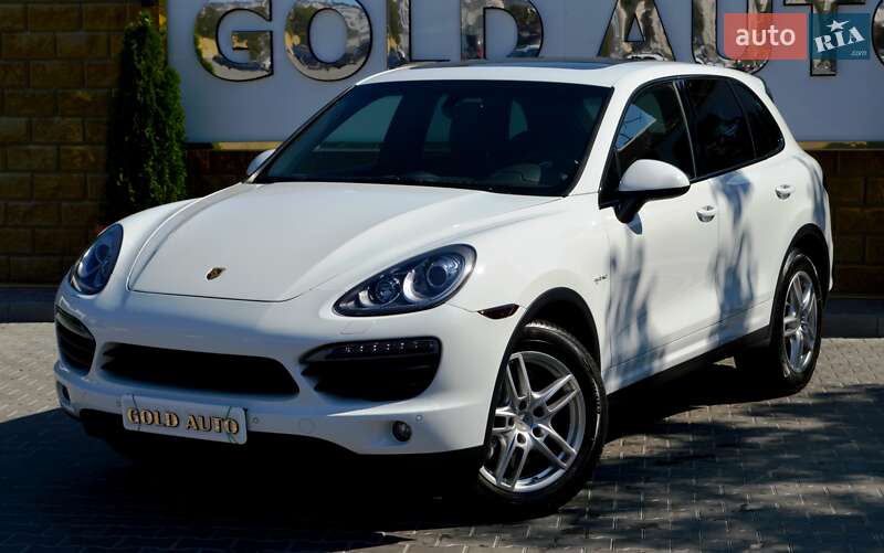Внедорожник / Кроссовер Porsche Cayenne 2012 в Одессе