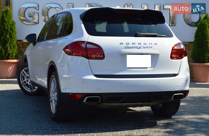 Внедорожник / Кроссовер Porsche Cayenne 2012 в Одессе
