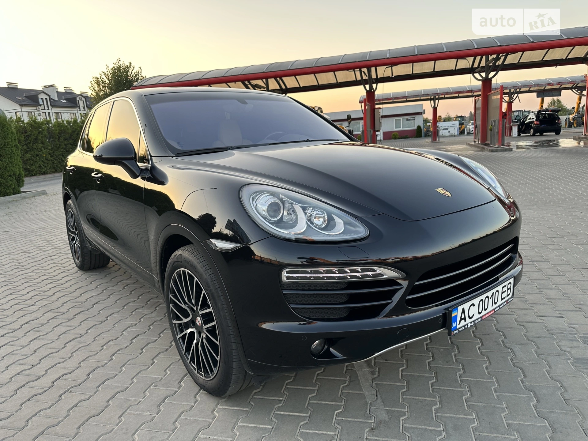2011 Porsche Cayenne - мініатюра 43