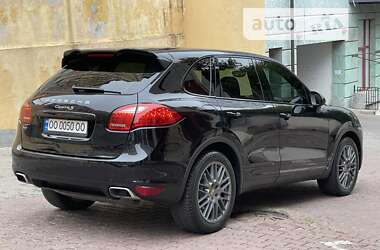 Внедорожник / Кроссовер Porsche Cayenne 2012 в Одессе