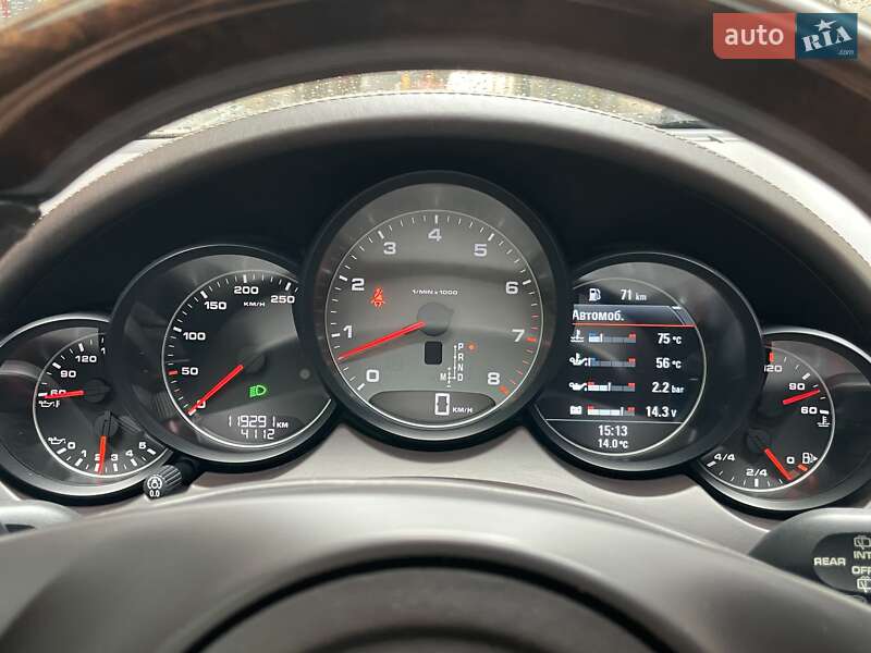 Внедорожник / Кроссовер Porsche Cayenne 2012 в Одессе