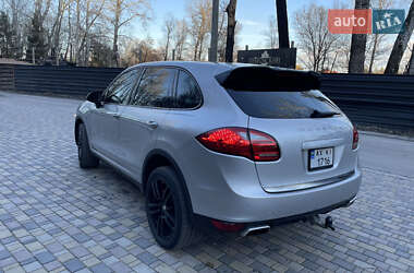 Внедорожник / Кроссовер Porsche Cayenne 2013 в 