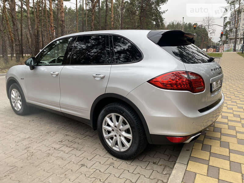 Внедорожник / Кроссовер Porsche Cayenne 2010 в Ивано-Франковске