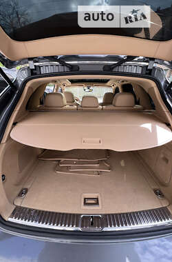 Внедорожник / Кроссовер Porsche Cayenne 2012 в 