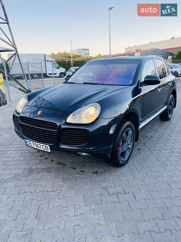 Внедорожник / Кроссовер Porsche Cayenne 2004 в Черновцах