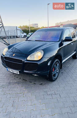 Внедорожник / Кроссовер Porsche Cayenne 2004 в Черновцах