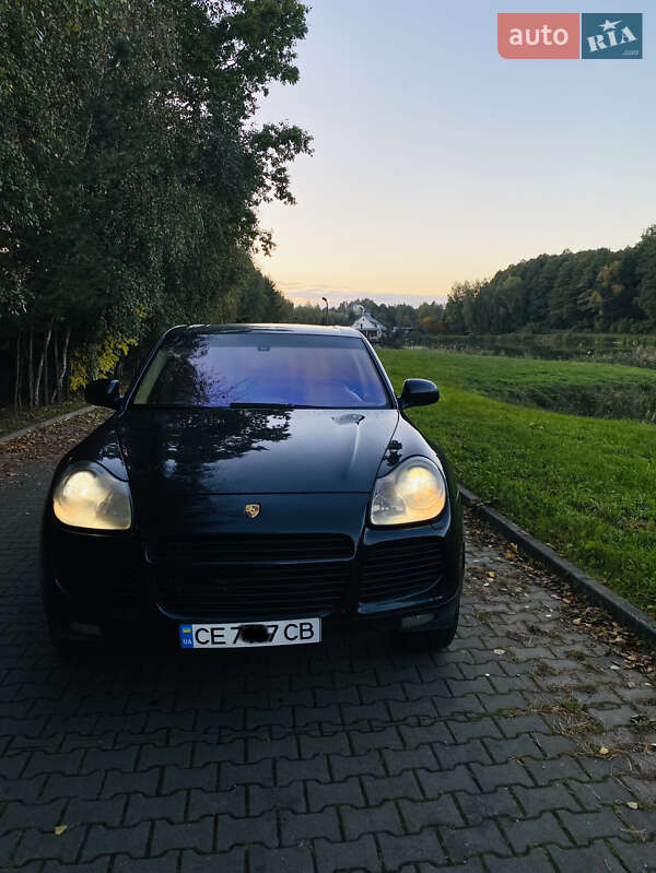 Внедорожник / Кроссовер Porsche Cayenne 2004 в Черновцах