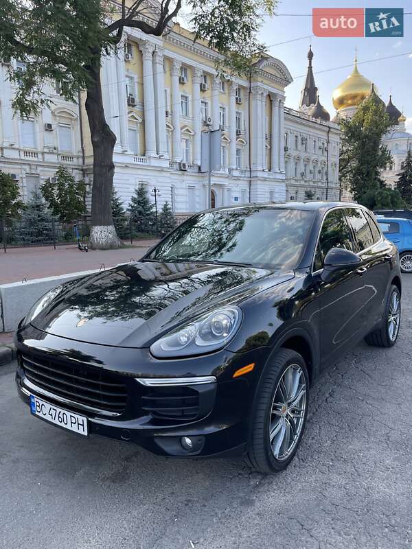 Внедорожник / Кроссовер Porsche Cayenne 2017 в Одессе