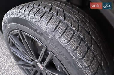 Внедорожник / Кроссовер Porsche Cayenne 2012 в 