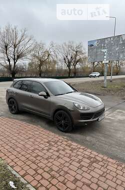 Внедорожник / Кроссовер Porsche Cayenne 2012 в Киеве