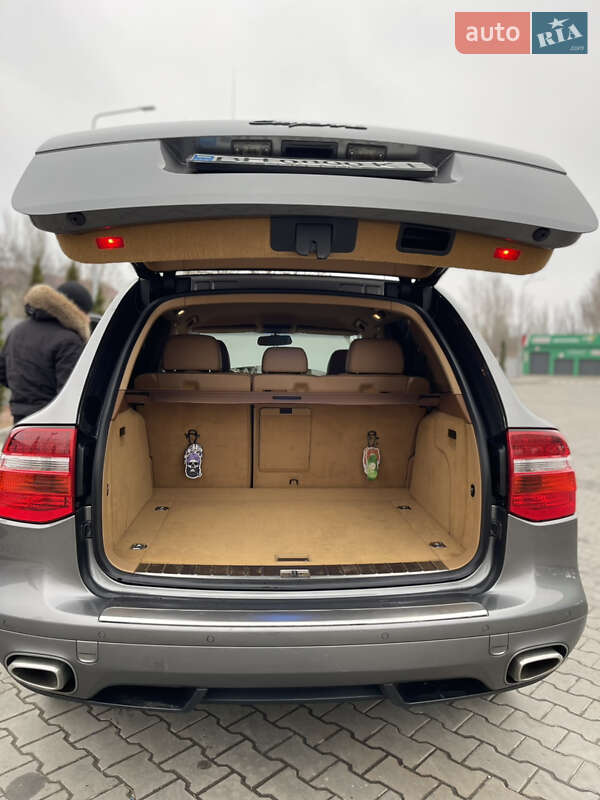 Позашляховик / Кросовер Porsche Cayenne 2009 в Одесі