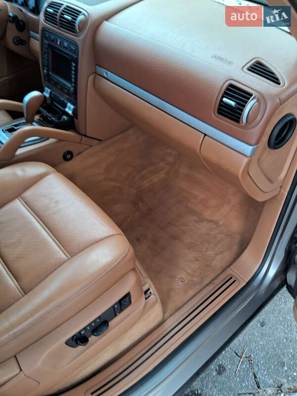 Внедорожник / Кроссовер Porsche Cayenne 2006 в Буче фото 24 Внедорожник / Кроссовер Porsche Cayenne 2006 в Буче