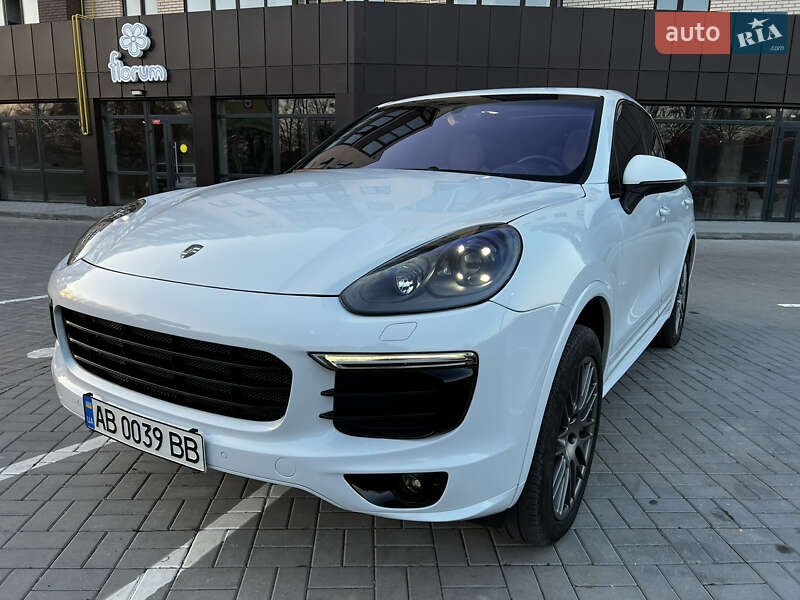 Позашляховик / Кросовер Porsche Cayenne 2017 в Вінниці