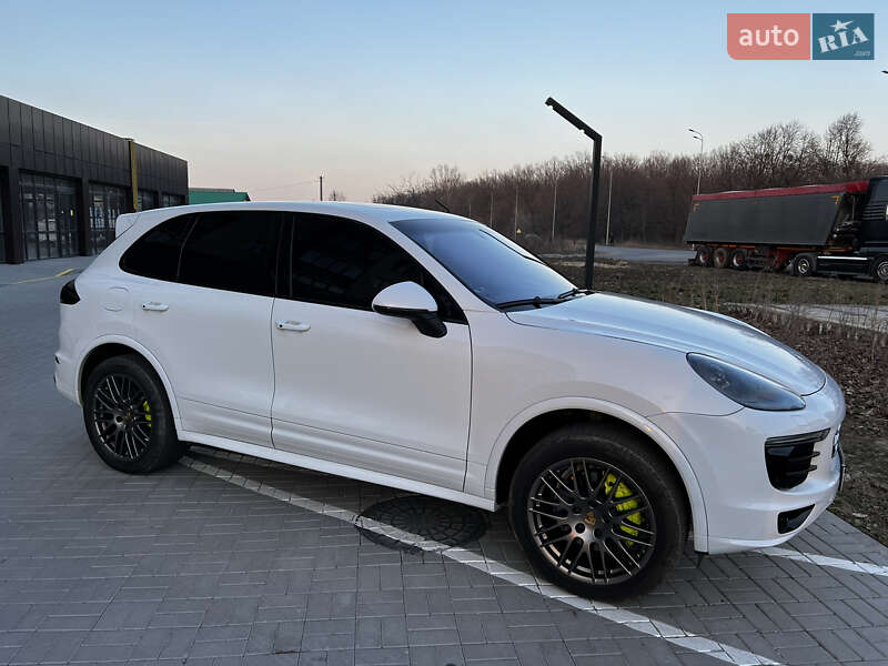 Позашляховик / Кросовер Porsche Cayenne 2017 в Вінниці