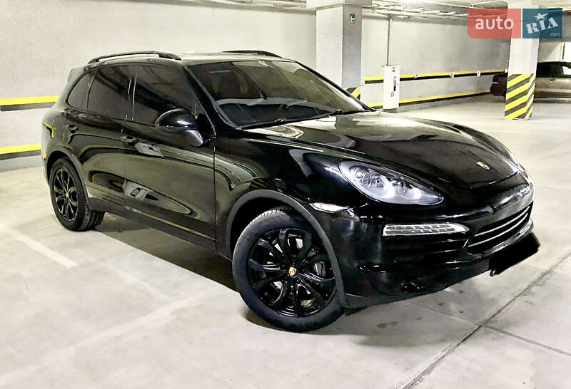 Внедорожник / Кроссовер Porsche Cayenne 2013 в Кривом Роге фото 3 Внедорожник / Кроссовер Porsche Cayenne 2013 в Кривом Роге