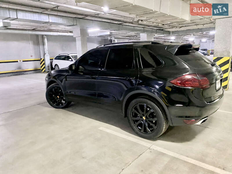 Внедорожник / Кроссовер Porsche Cayenne 2013 в Кривом Роге фото 7 Внедорожник / Кроссовер Porsche Cayenne 2013 в Кривом Роге