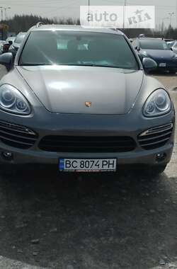 Позашляховик / Кросовер Porsche Cayenne 2013 в Львові