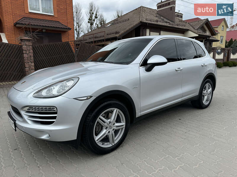 Внедорожник / Кроссовер Porsche Cayenne 2012 в Хмельницком
