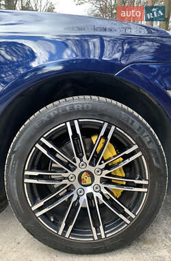 Внедорожник / Кроссовер Porsche Cayenne 2008 в 