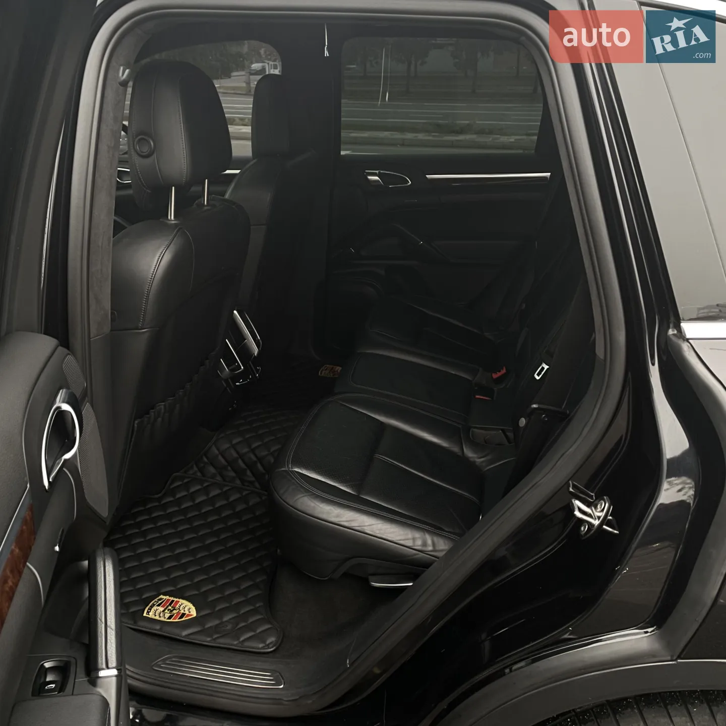 2010 Porsche Cayenne - мініатюра 27