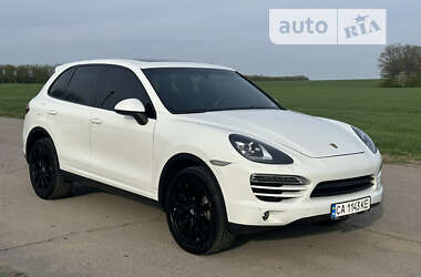 Внедорожник / Кроссовер Porsche Cayenne 2013 в Умани