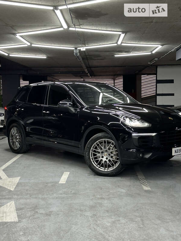 Позашляховик / Кросовер Porsche Cayenne 2014 в Одесі