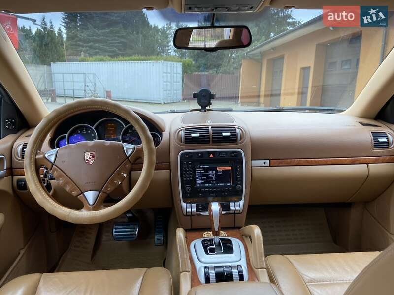 Позашляховик / Кросовер Porsche Cayenne 2006 в Житомирі
