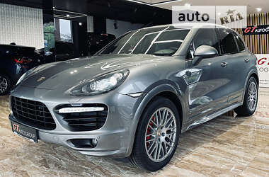 Внедорожник / Кроссовер Porsche Cayenne 2012 в Киеве