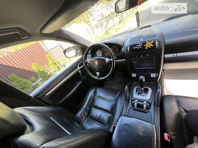 Позашляховик / Кросовер Porsche Cayenne 2010 в Тячеві