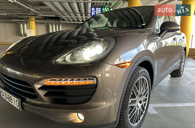 Внедорожник / Кроссовер Porsche Cayenne 2010 в Киеве