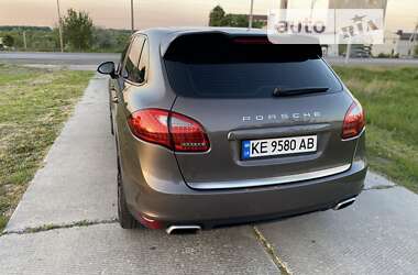 Позашляховик / Кросовер Porsche Cayenne 2012 в Павлограді