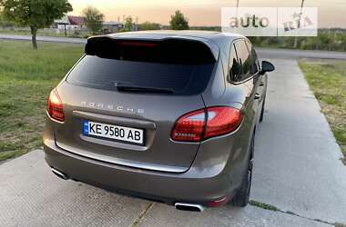 Позашляховик / Кросовер Porsche Cayenne 2012 в Павлограді