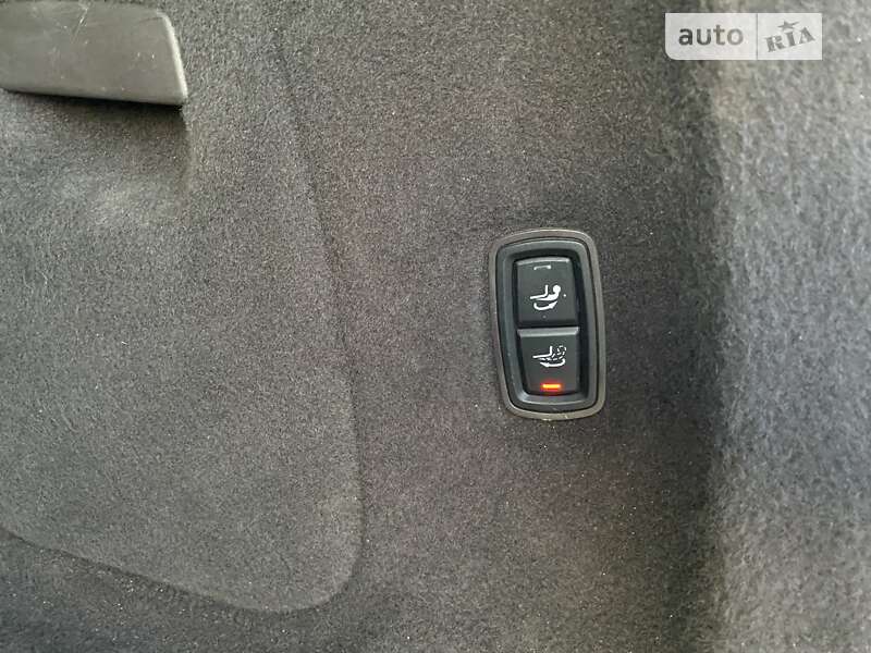 Позашляховик / Кросовер Porsche Cayenne 2012 в Павлограді