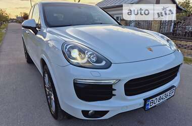 Позашляховик / Кросовер Porsche Cayenne 2016 в Тернополі