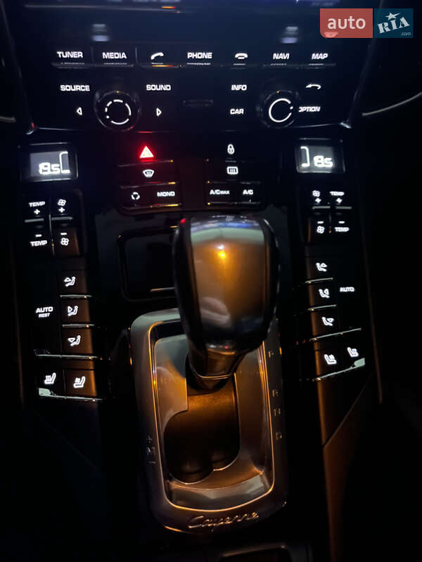 Внедорожник / Кроссовер Porsche Cayenne 2013 в Одессе