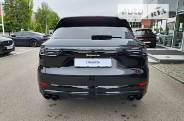 Внедорожник / Кроссовер Porsche Cayenne 2019 в Днепре