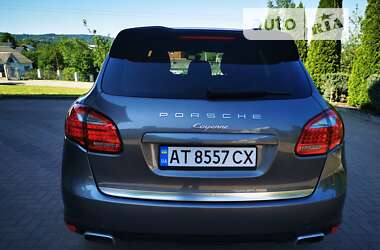 Позашляховик / Кросовер Porsche Cayenne 2013 в Косові